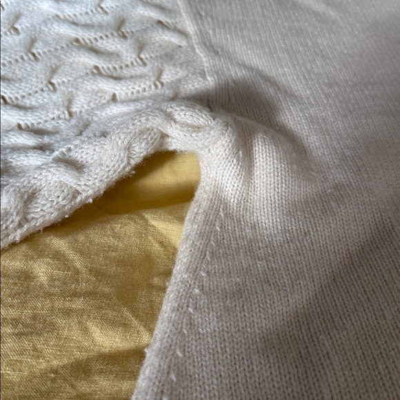 Theory 100% Cashmere Textured Sleeve Turtleneck Sweater – Ivory, Women’s M - Picture 9 of 10